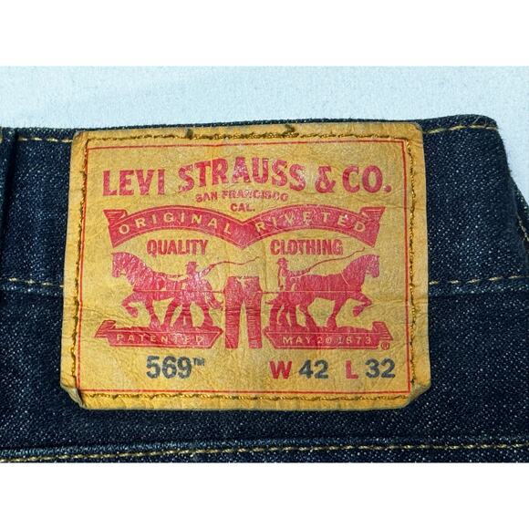 Levi's 569 Men's Loose Straight Fit Blue Denim Jeans - Size 42x32 (45x32) - Picture 3 of 5